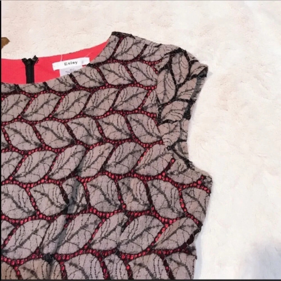 Esley Open Weave Knit Leaf Pattern Dress Size Medium - Picture 6 of 8